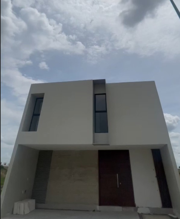 CASA LOMA ALTA