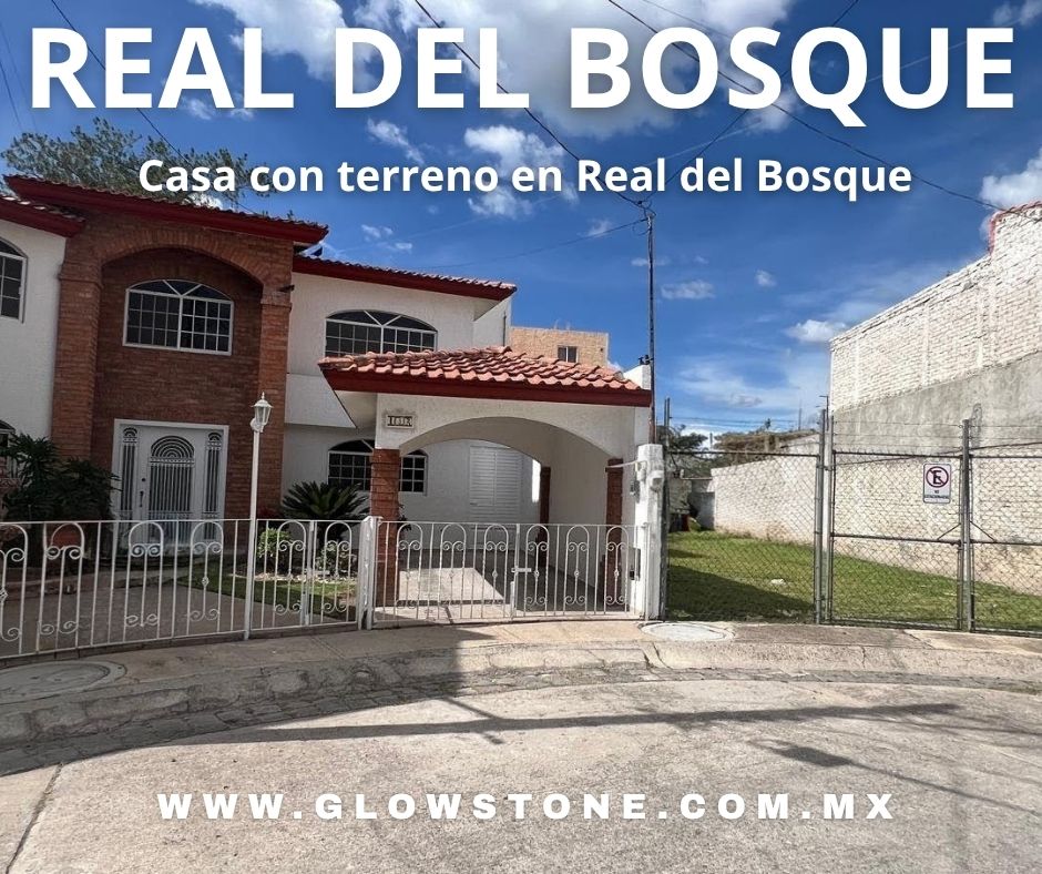 Casa en Venta en Real del Bosque, León Guanajuato | Con Terreno Excedente y Elevador